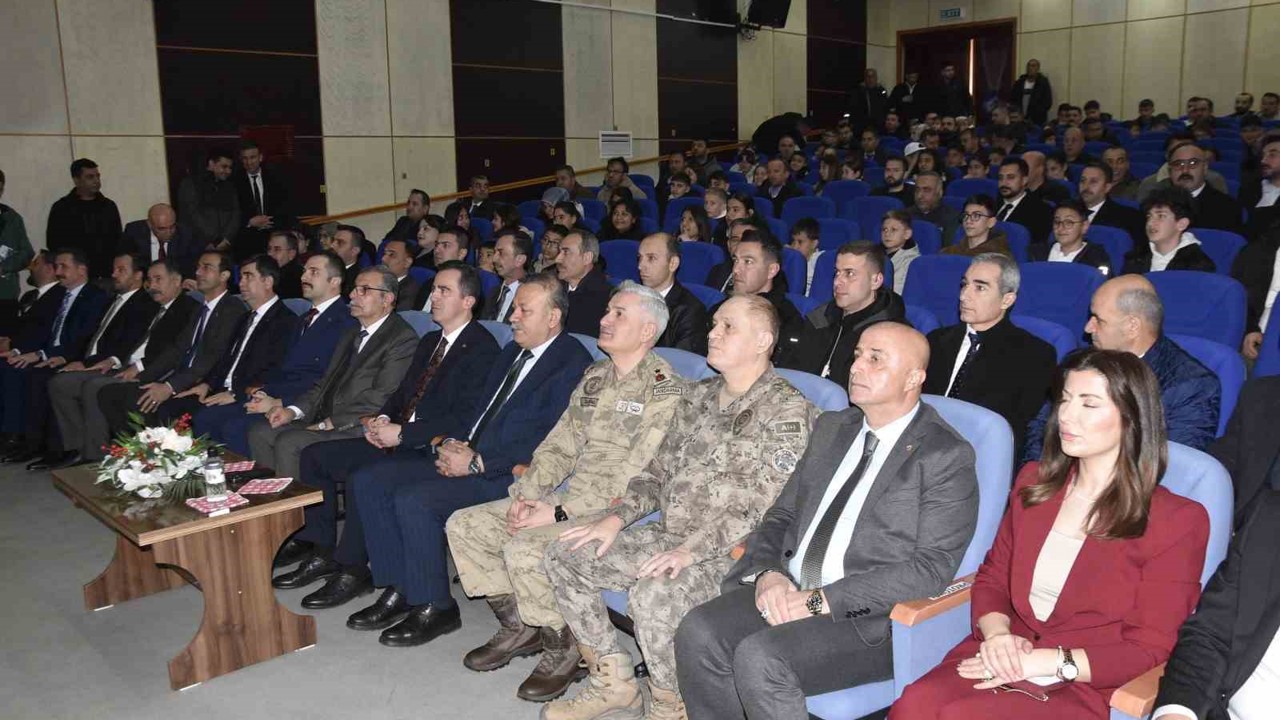 Bitlis’te Nevruz Bayramı coşkuyla kutlandı
