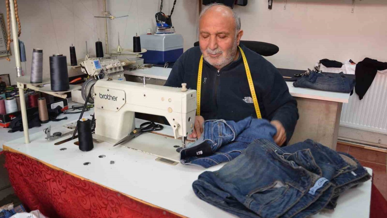 Tercan’da terzilerin bayram mesaisi
