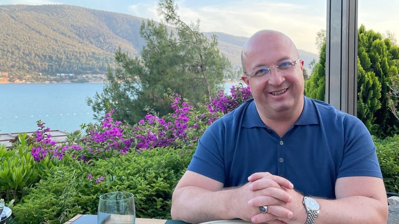 Antalya’daki rüşvet ve yolsuzluk davasında tahliye edilen 3 sanık yeniden hakim karşısında
