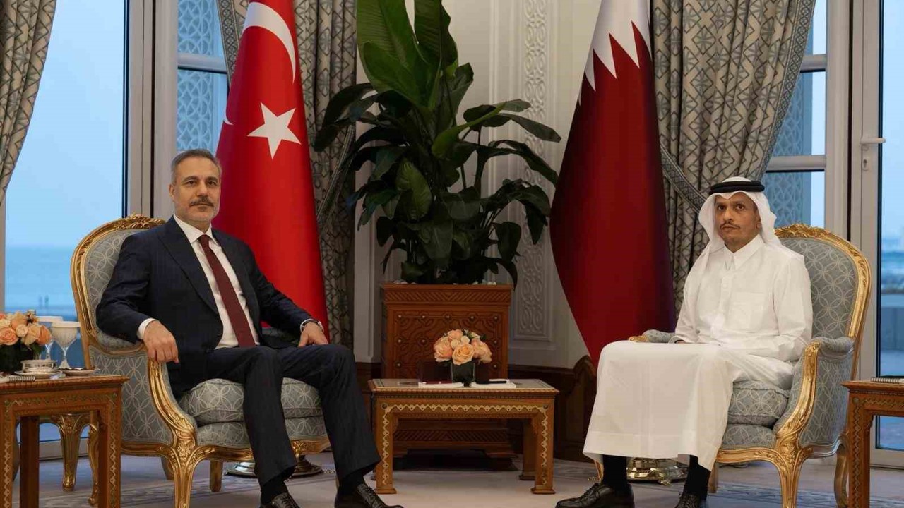 Dışişleri Bakanı Fidan, Katarlı mevkidaşı Al Thani ile bir araya geldi
