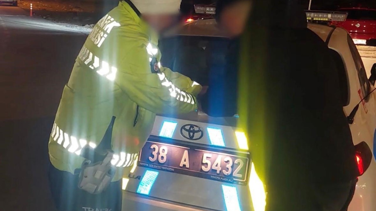 Alkolmetreyi üflemeyi reddeden sürücüye 150 bin TL para cezası
