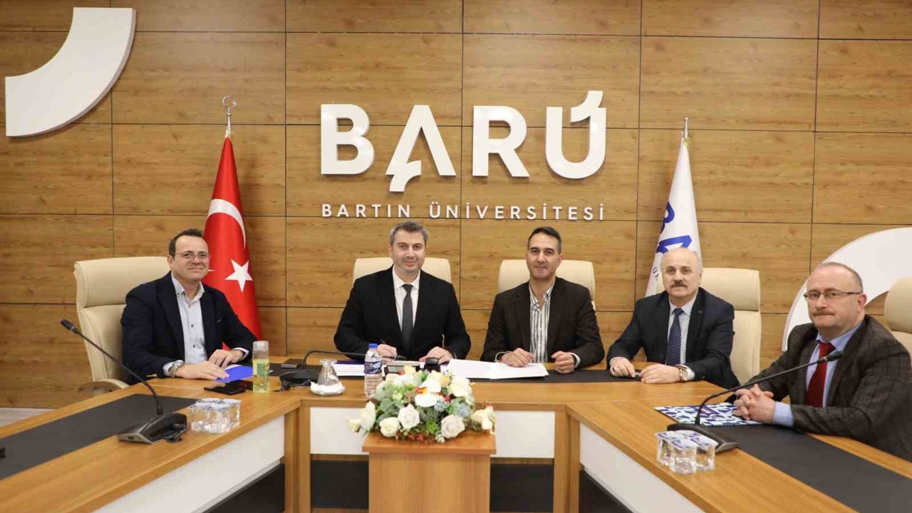 BARÜ ile Türkiye İş Bankası arasında maaş promosyon protokolü imzalandı
