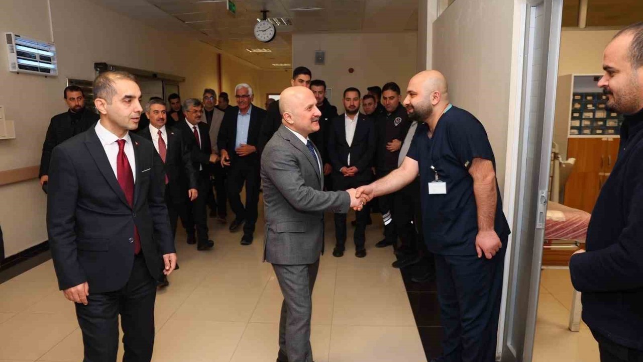 Görev başındaki personellerin bayramı kutlandı
