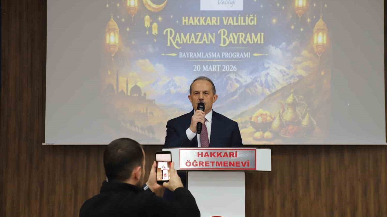 Vali Taşyapan: "Bayramlar kardeşliği pekiştirir"
