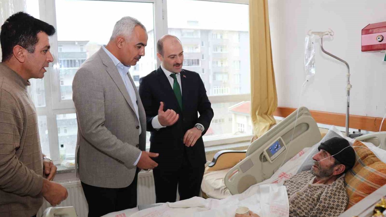 Bayramda hastalar unutulmadı
