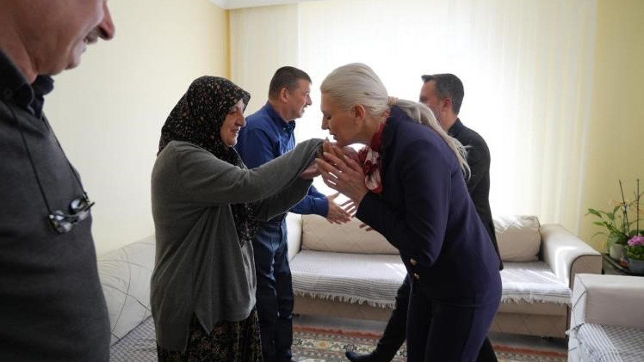 Başkan Subaşı, şehit ailesini ziyaret etti
