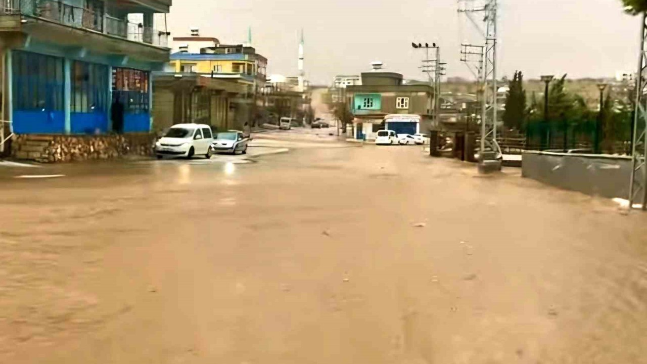 Araban Elif Mahallesi’nde sağanak etkili oldu
