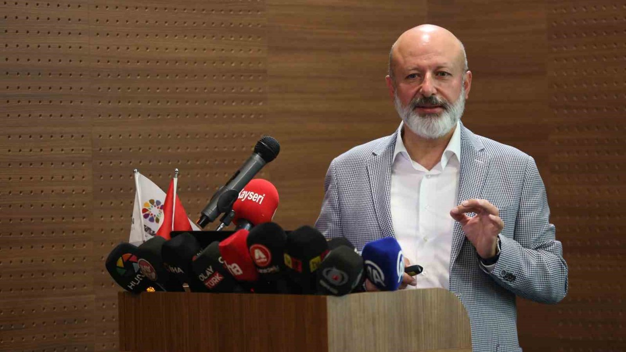 Başkan Çolakbayrakdar: "Yapay zekâ ve 3. nesil yazılım ile hızlı çözüm üretiyoruz"
