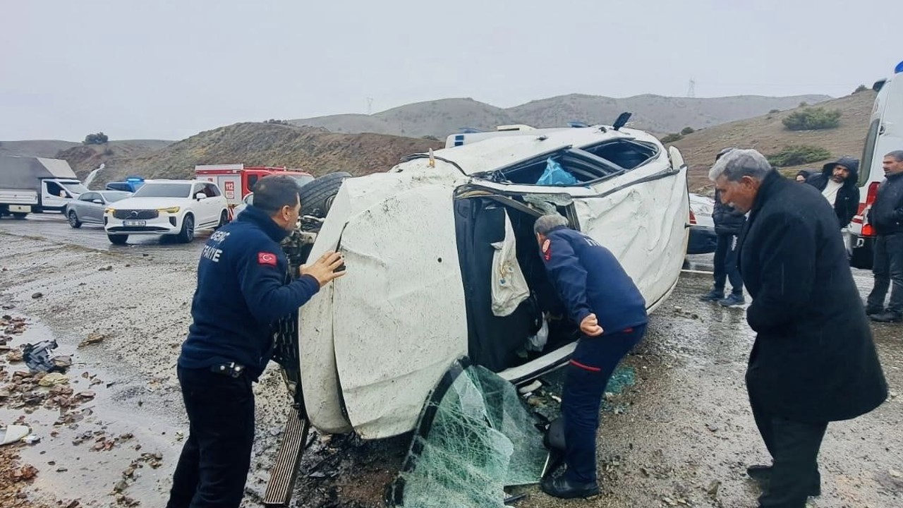 Bingöl’de trafik kazası : 4 yaralı
