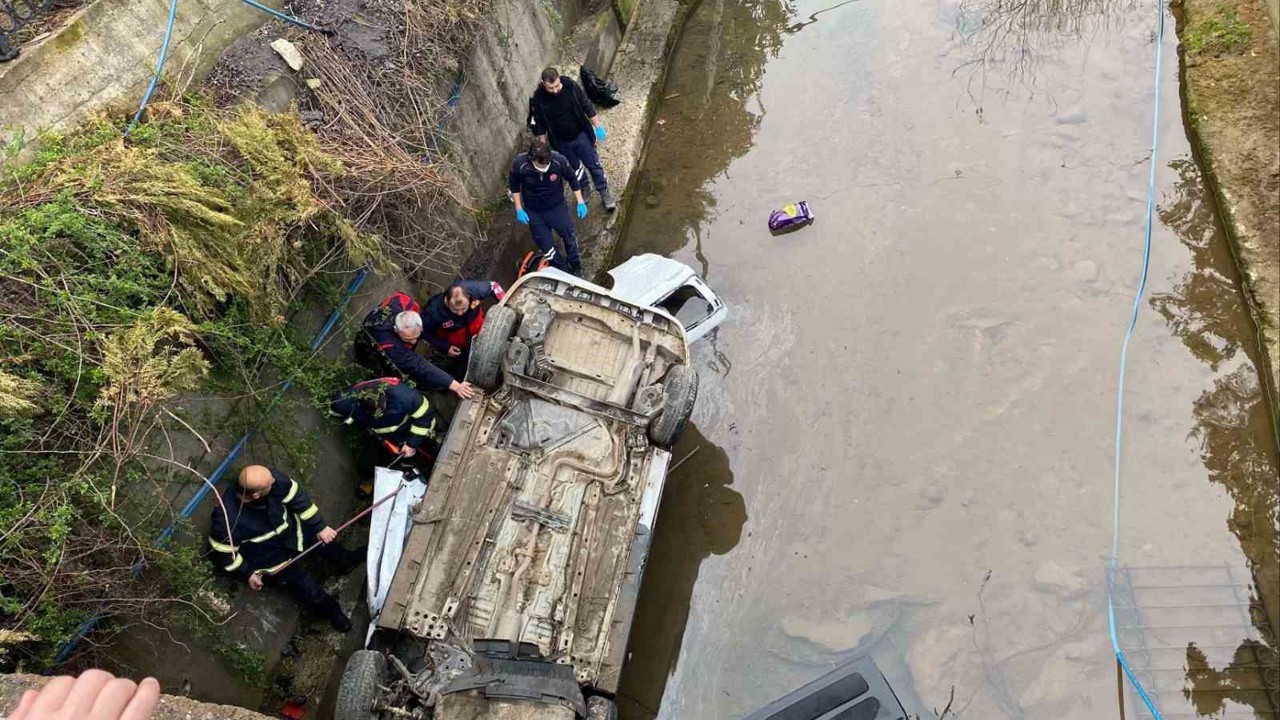 Cenazeye giderken can verdiler: 3 kardeş hayatını kaybetti
