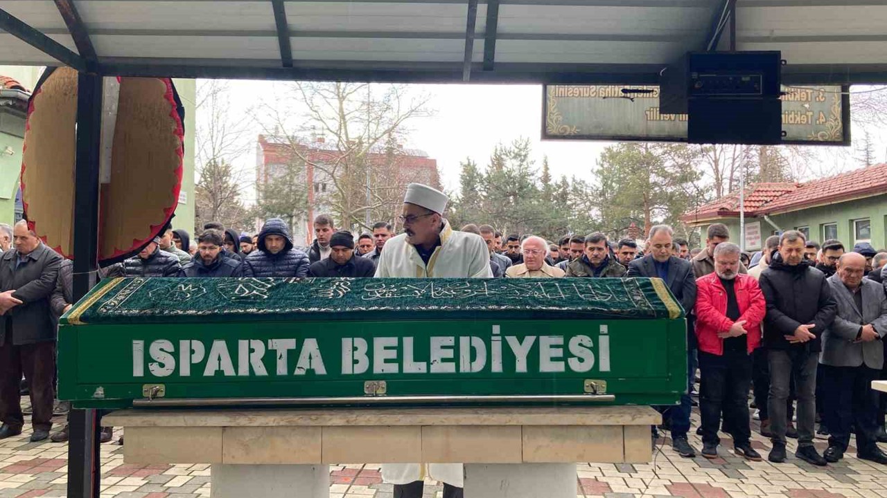 Cinayetle biten kavgada hayatını kaybeden polis memuru son yolculuğuna uğurlandı
