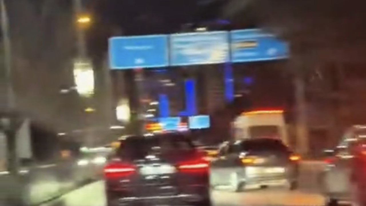 Elazığ’da, makas atan araç kamerada
