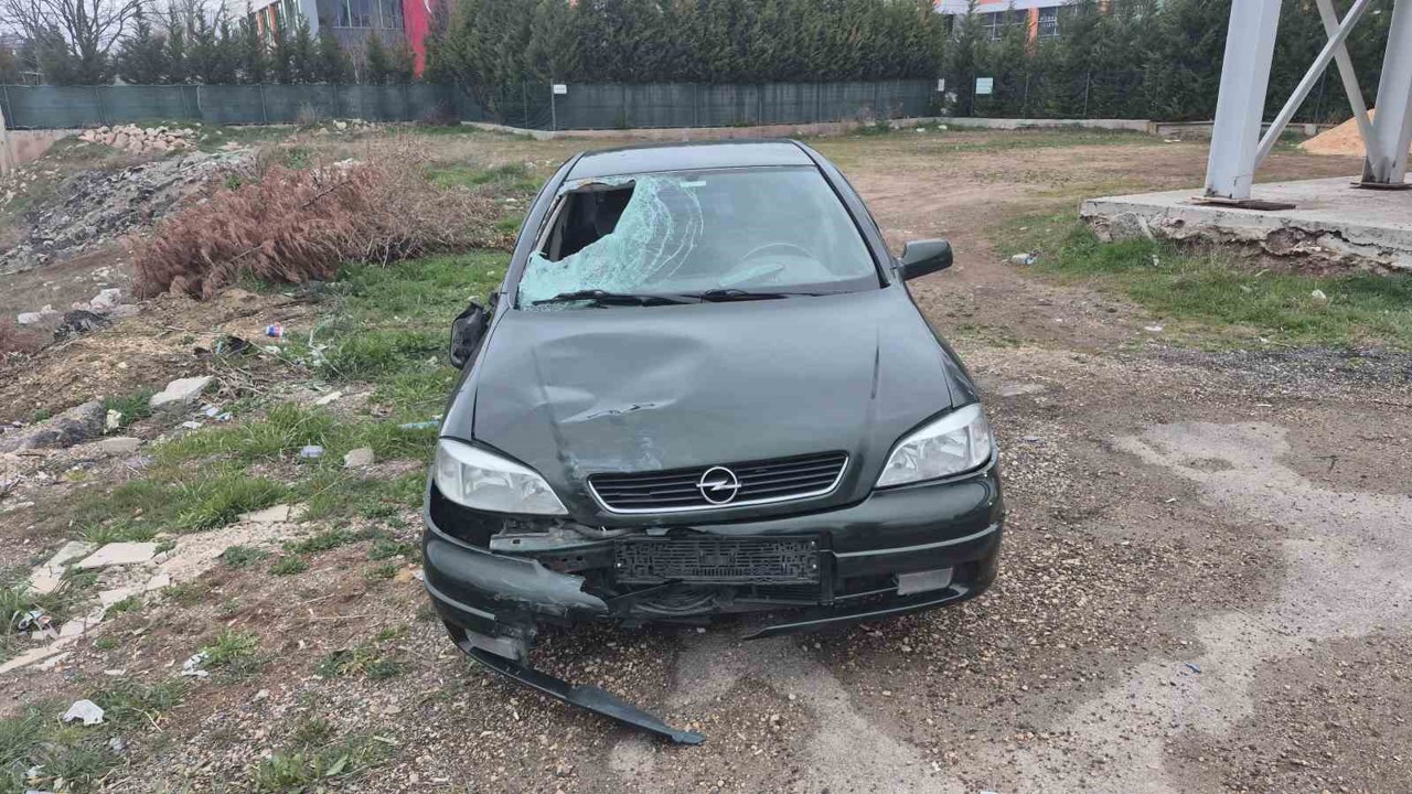 Çevre yolunda otomobilin çarptığı yaşlı adam hayatını kaybetti
