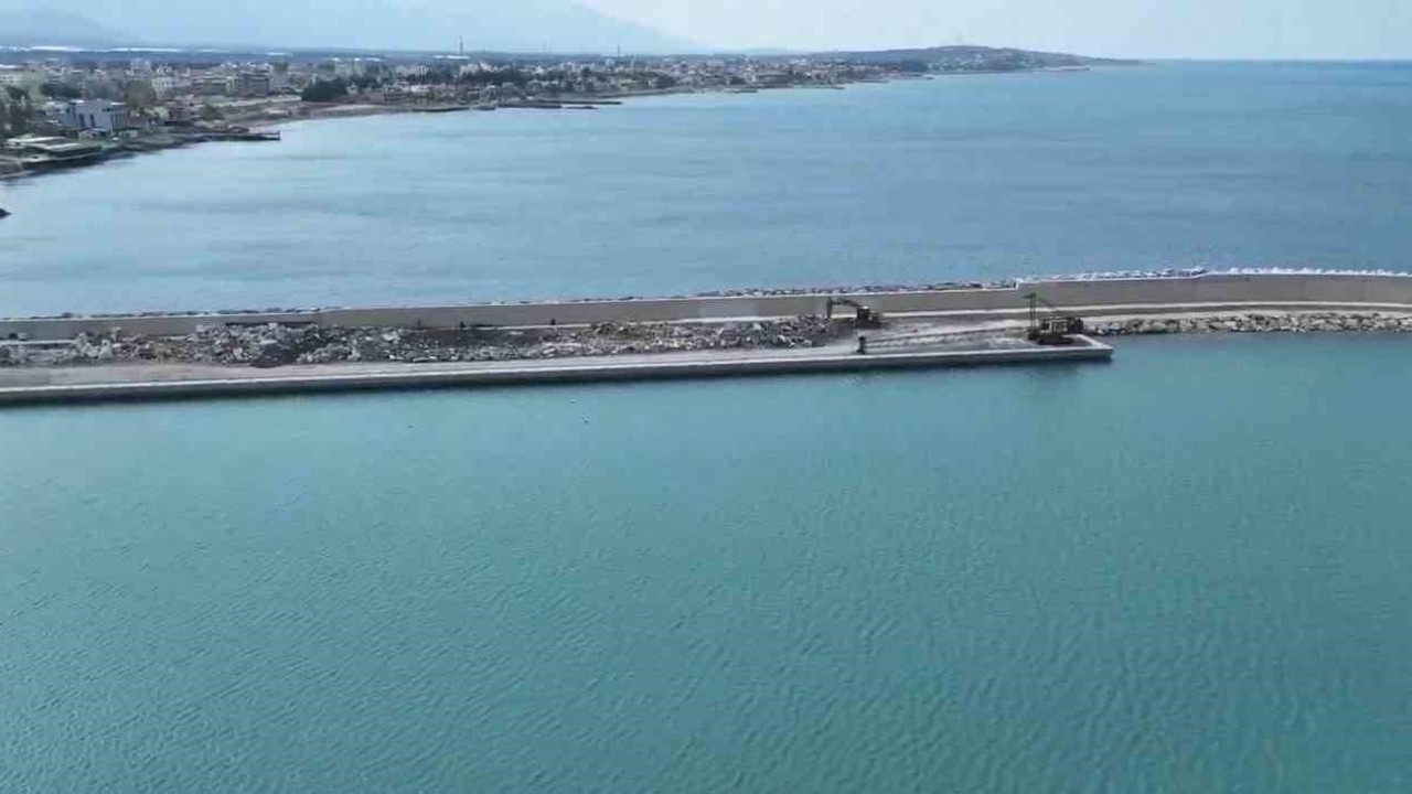 Akdeniz’in incisi Arsuz’da yat limanı modernize ediliyor
