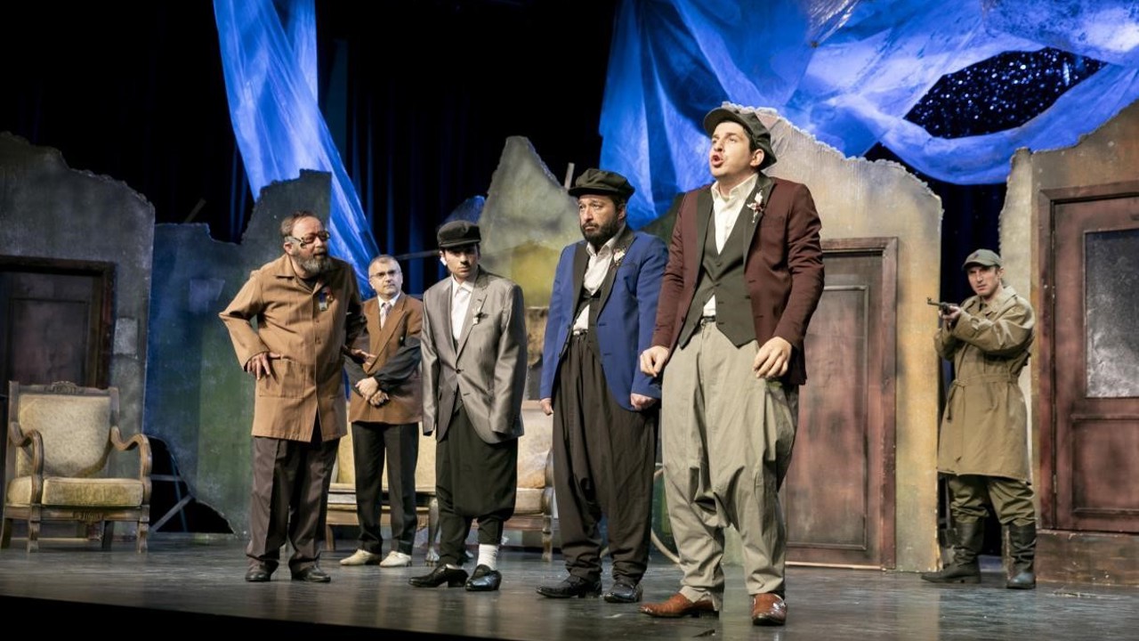 Şehir Tiyatrosundan Mersinli sanatseverlere ücretsiz tiyatro şöleni
