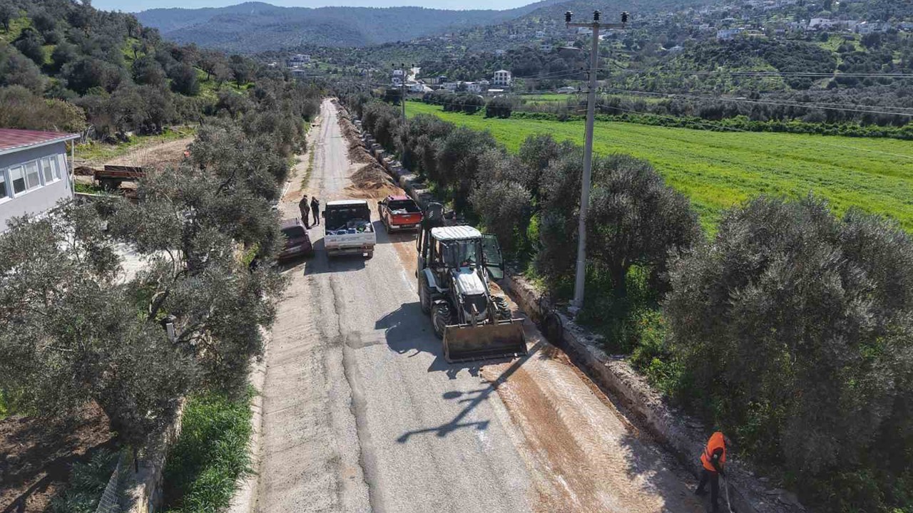 Milas Kemikler Mahallesi içme suyu hattı kamusal alana taşınıyor
