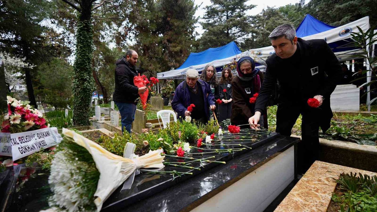 Merhum Hüseyin Güler vefatının ikinci yılında Kartal’da mezarı başında anıldı
