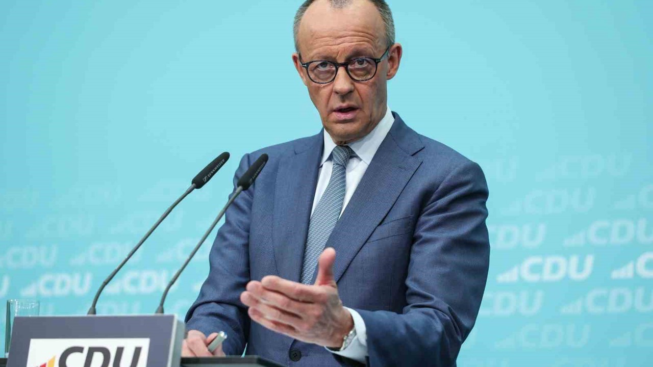 Almanya Başbakanı Merz: "Trump, İran’daki saldırıları ertelediği için minnettarım"
