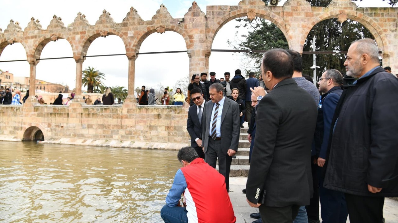 Vali Şıldak Balıklıgöl’de incelemelerde bulundu
