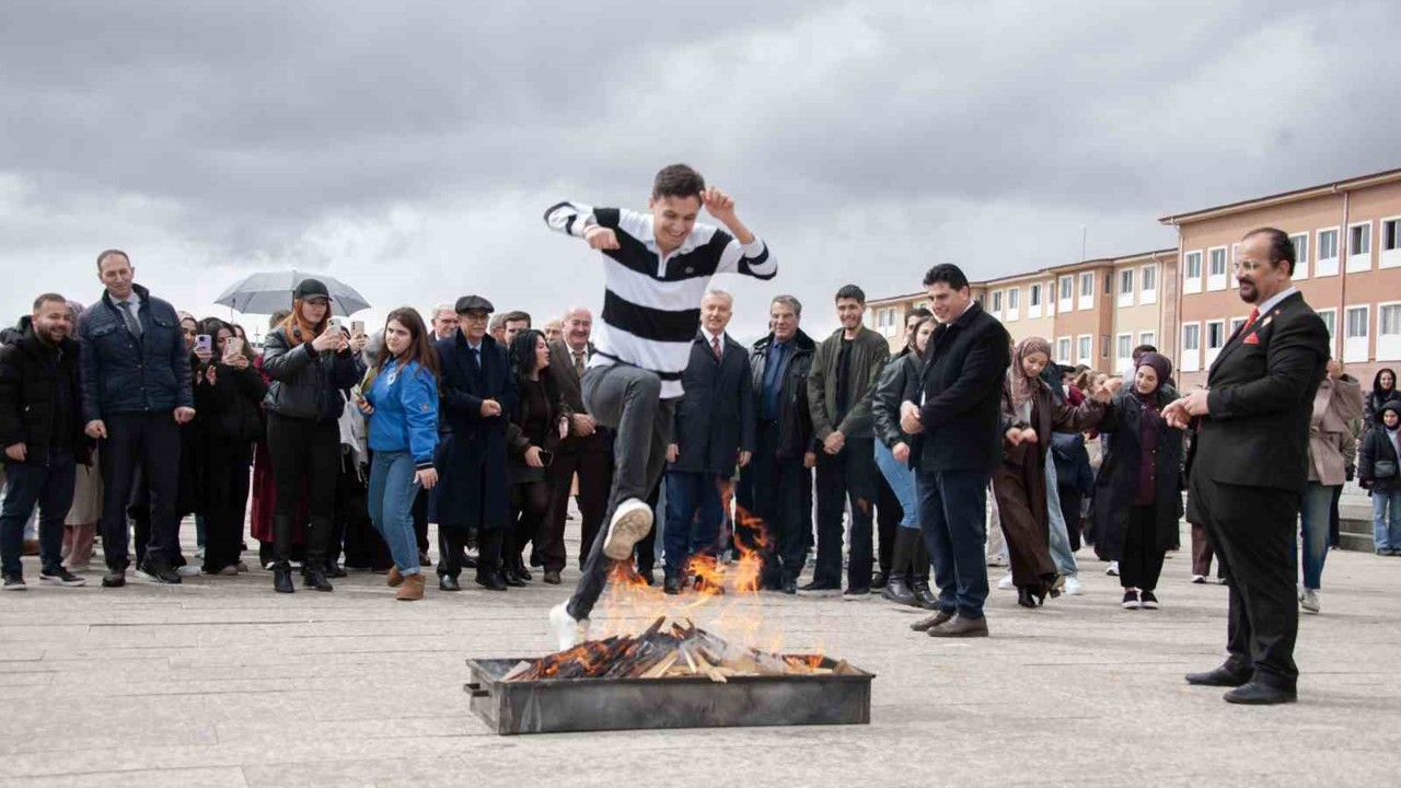 EBYÜ’de Nevruz Bayramı coşkuyla kutlandı
