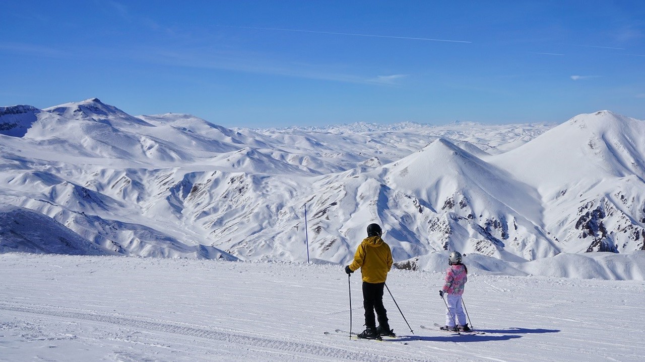 Palandöken’de sezon 15 Nisan’a kadar uzadı
