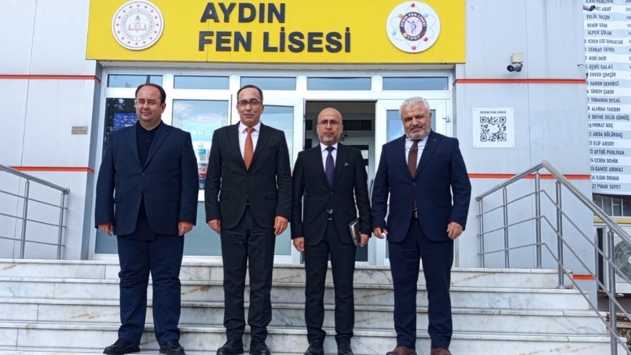 Aydın Fen Lisesi’nde ’Türkiye Yüzyılı Maarif Modeli’ değerlendirildi

