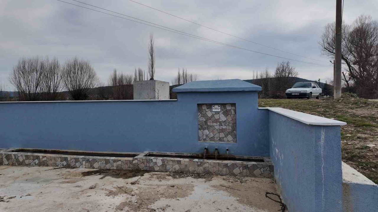 Bu tarihi çeşme 156 yıldır durmadan akıyor
