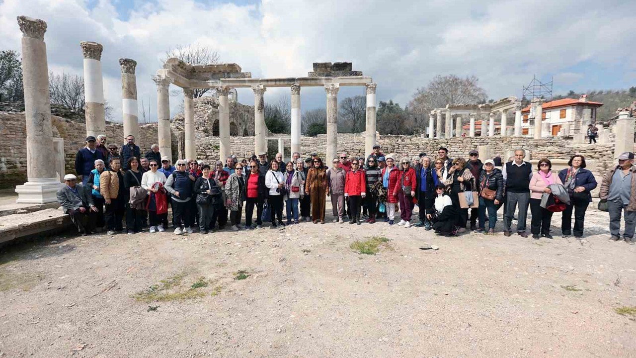 Yaşlılar Haftası Muğla’da keyifli bir geziyle kutlandı
