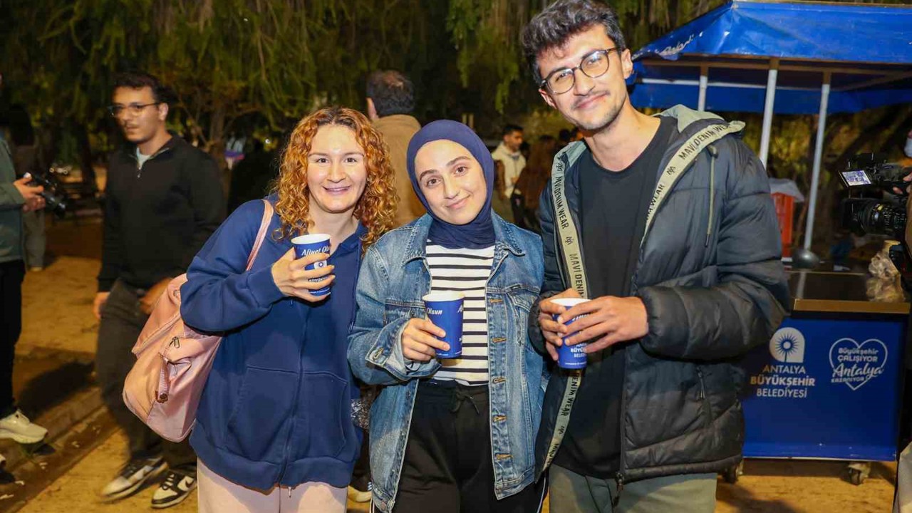 Büyükşehir’den sınav haftası boyunca sıcak çorba ikramı
