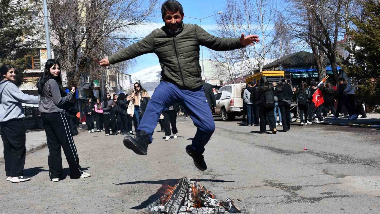 Ardahan’da Nevruz coşkuyla kutlandı
