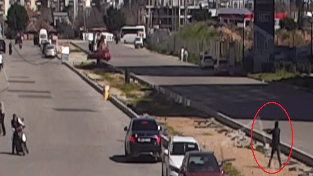 Antalya’da otomobile ’60 milyon TL’ kurşunu
