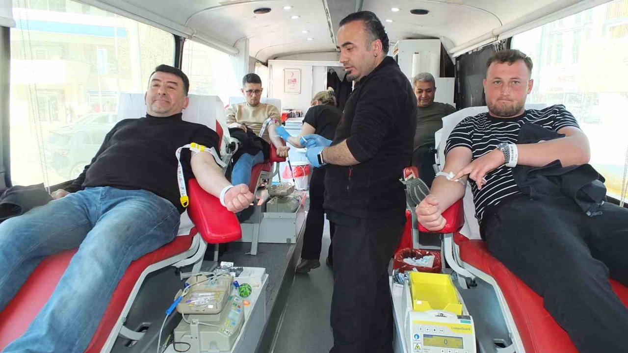 Balıkesir’de kan bağışına ilgi arttı
