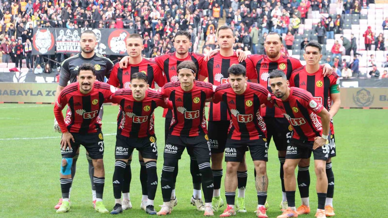 TFF 3. Lig Eskişehirspor: 2 - Tire 2021: 0
