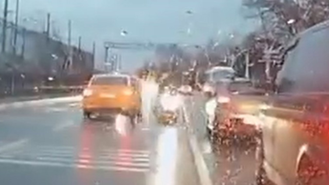 Trafik magandasının ehliyetine el konuldu
