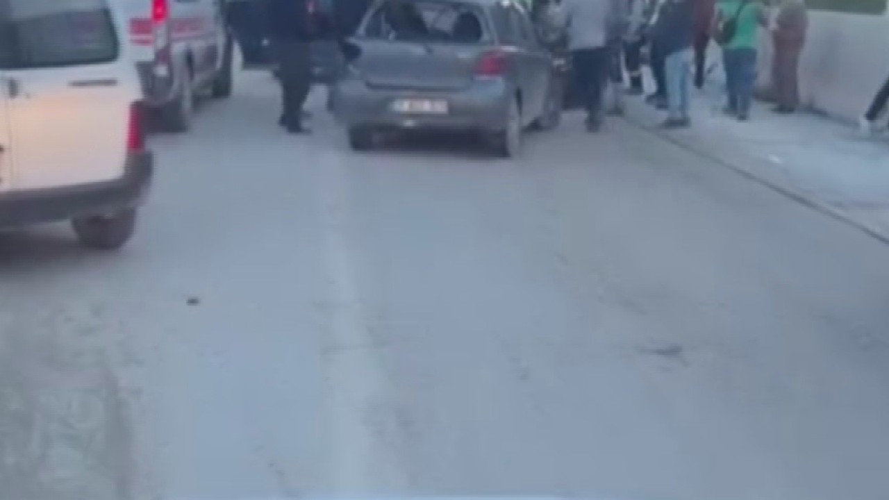 Hatay’da otomobille çarpışan motosiklet sürücüsü hayatını kaybetti
