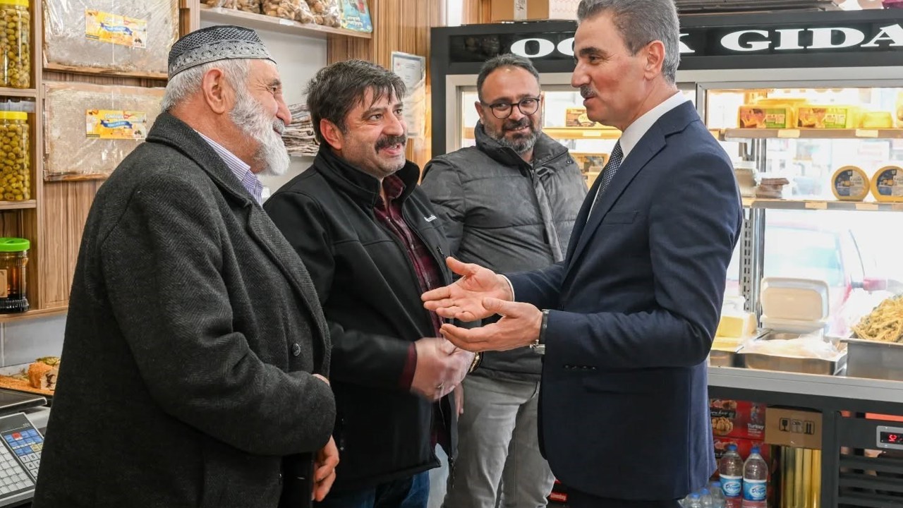 Vali Baruş esnafı dinledi
