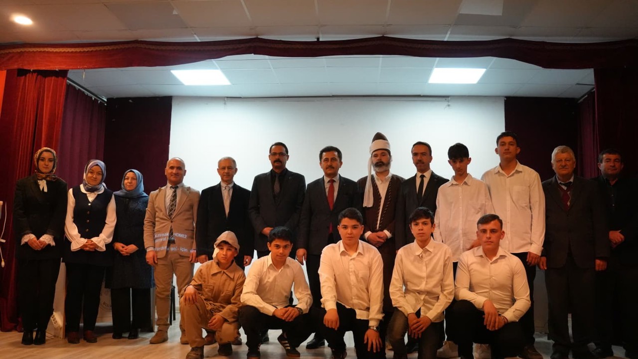 Anadolu Mektebi Okumaları programı devam ediyor
