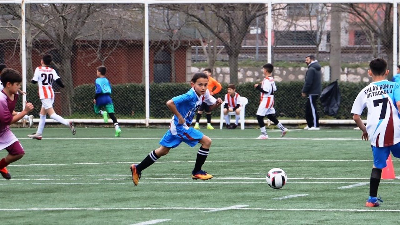 Körfez’de 250 öğrenci şampiyonluk için yarışıyor
