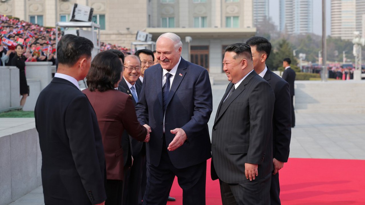 Belarus Devlet Başkanı Lukaşenko’dan Kuzey Kore’ye ilk resmi ziyaret
