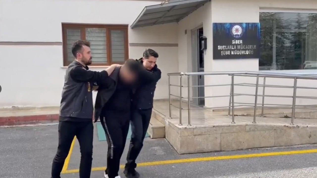 Konya’da 26 yıldan fazla hapis cezası olan dolandırıcı yakalandı
