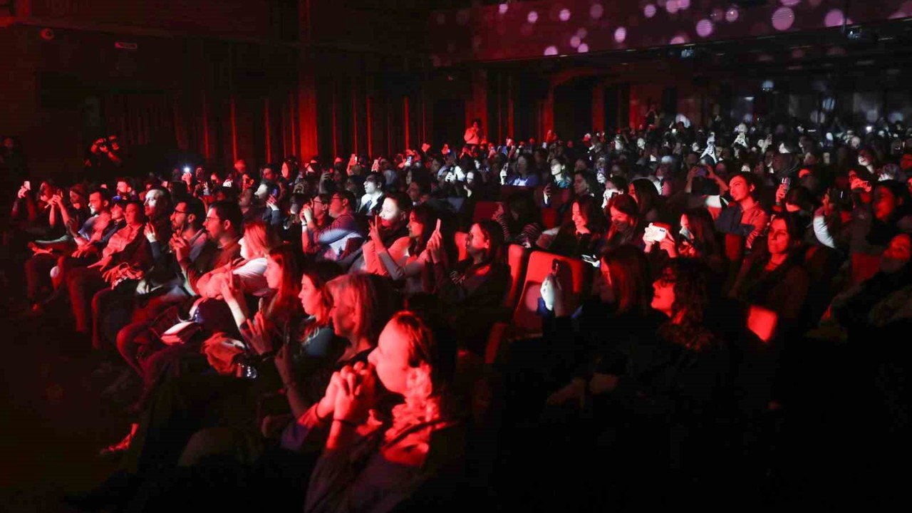 Bursa’da Can Ozan ile müzik dolu gece
