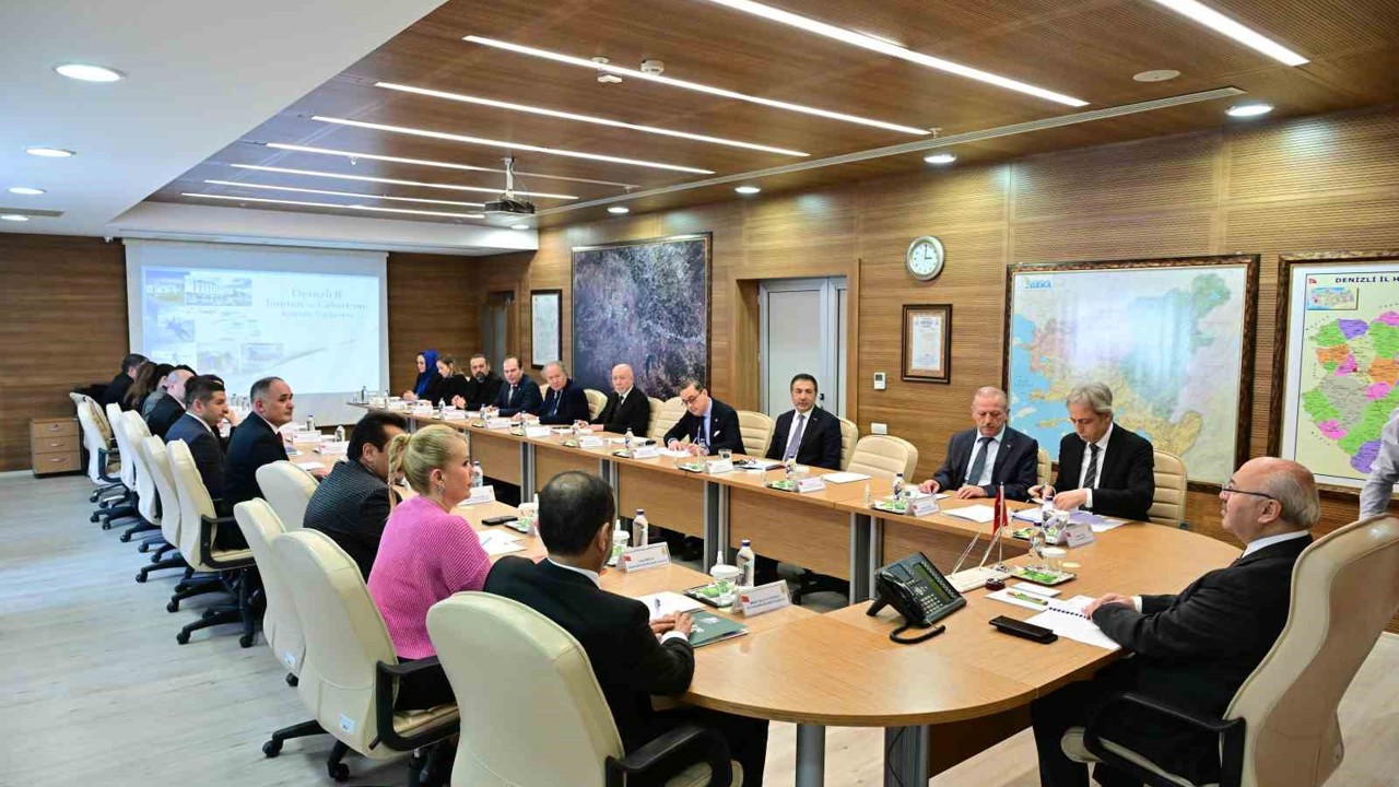 Denizli’nin turizmi canlandırmak için yol haritası belirleniyor

