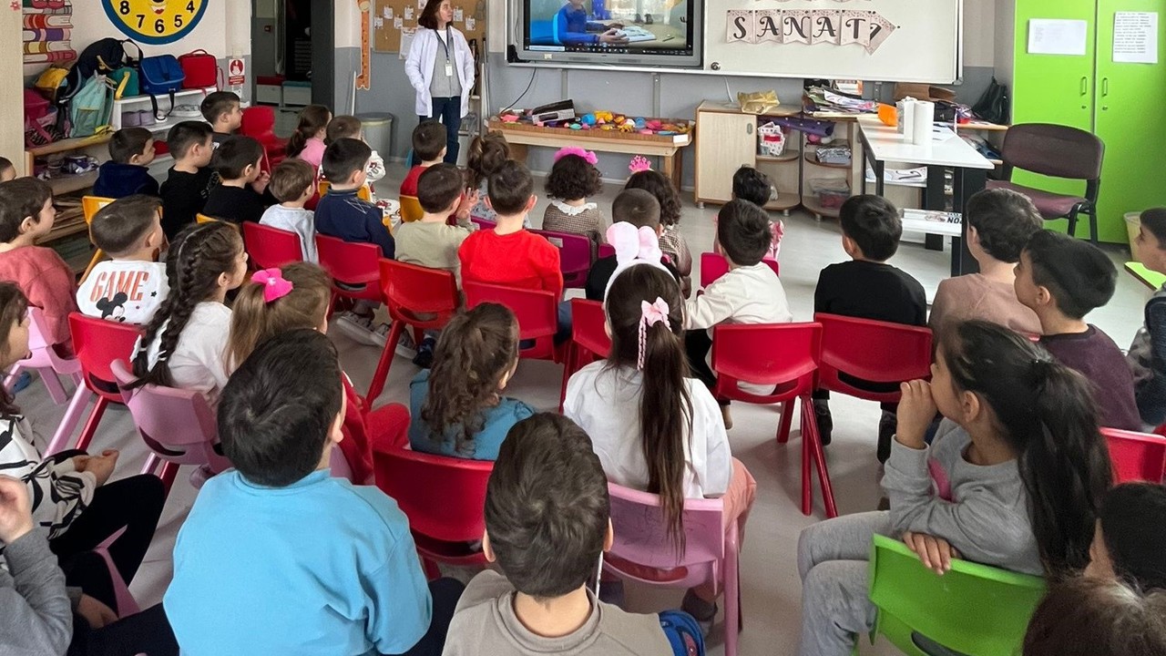 Akçakoca’da öğrencilere ağız ve diş sağlığı ile tüberküloz eğitimi
