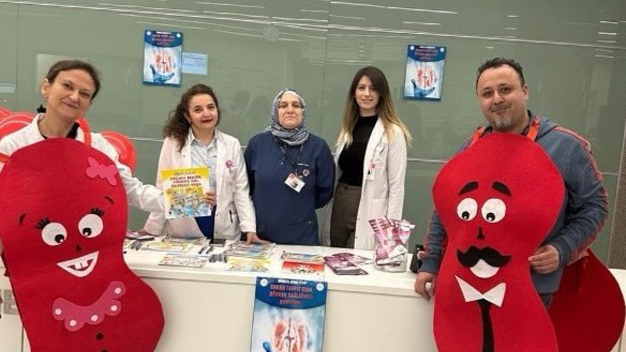 Hasta ve hasta yakınları böbrek hastalıkları hakkında bilgilendirildi
