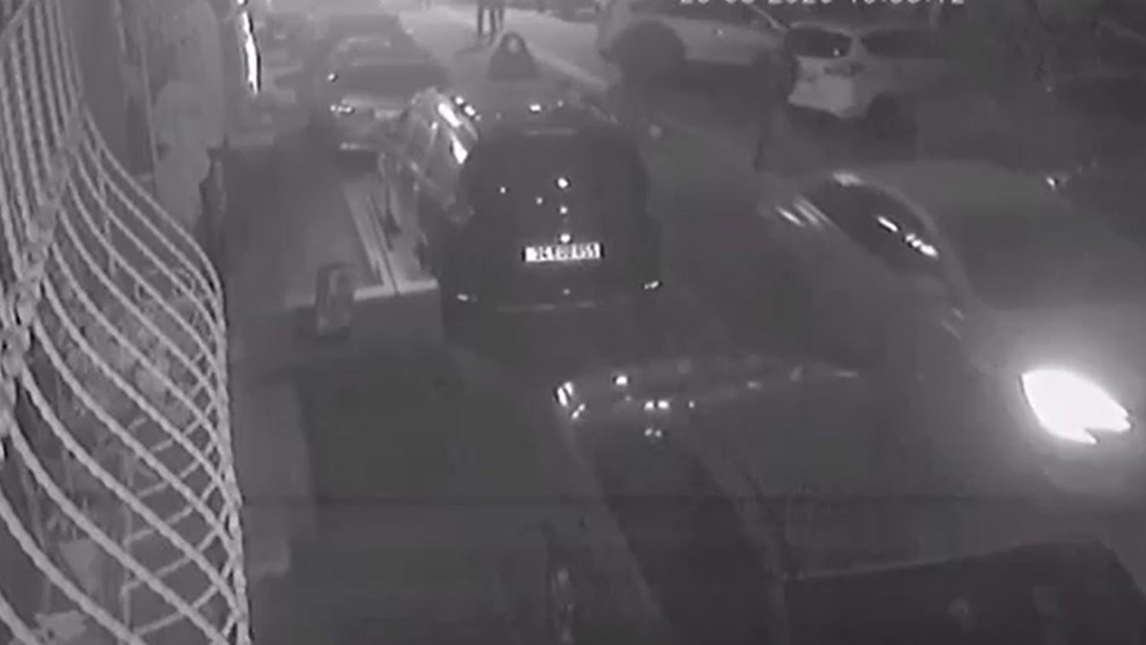 Esenyurt’ta film sahnelerini aratmayan çatışma; o anlar kamerada
