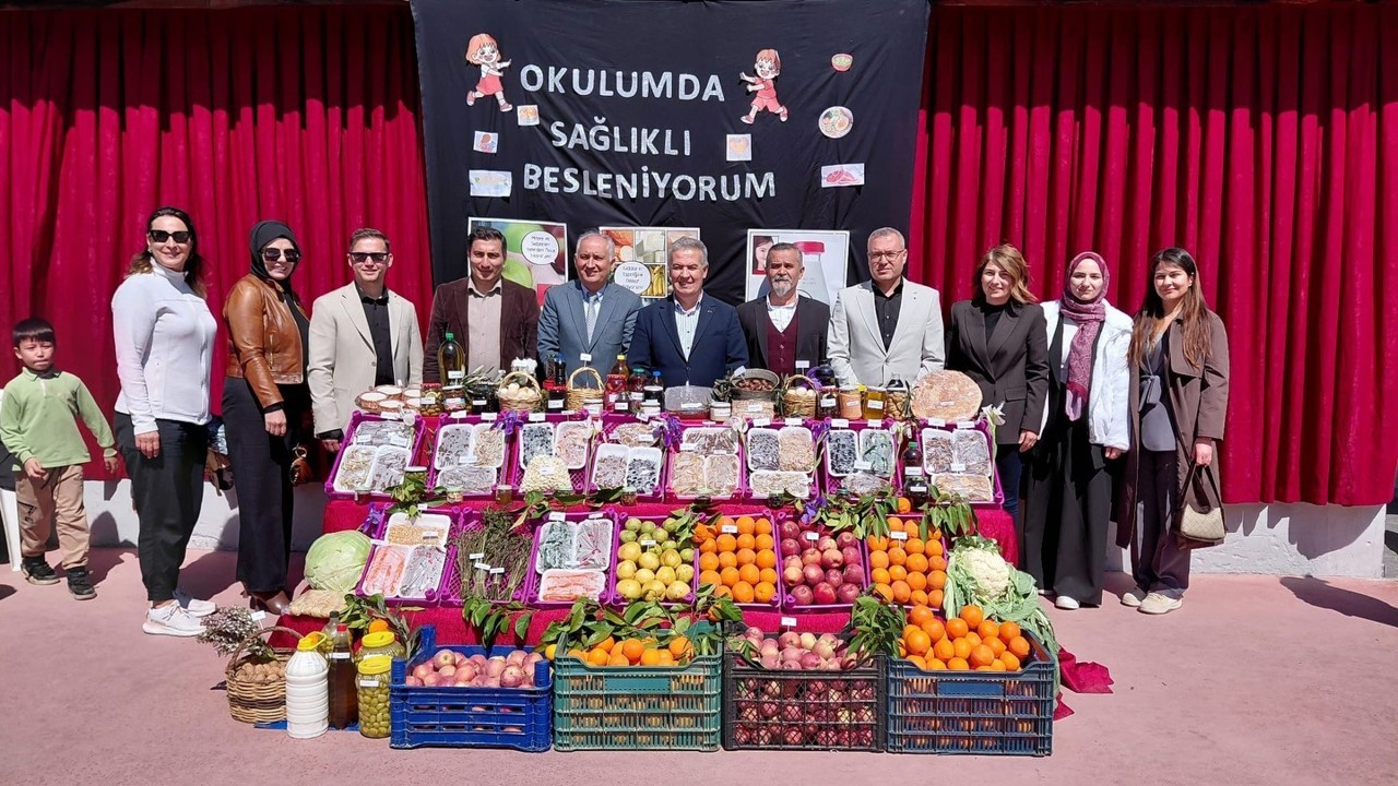 Buharkent’te sağlıklı beslenmenin önemine dikkat çekildi
