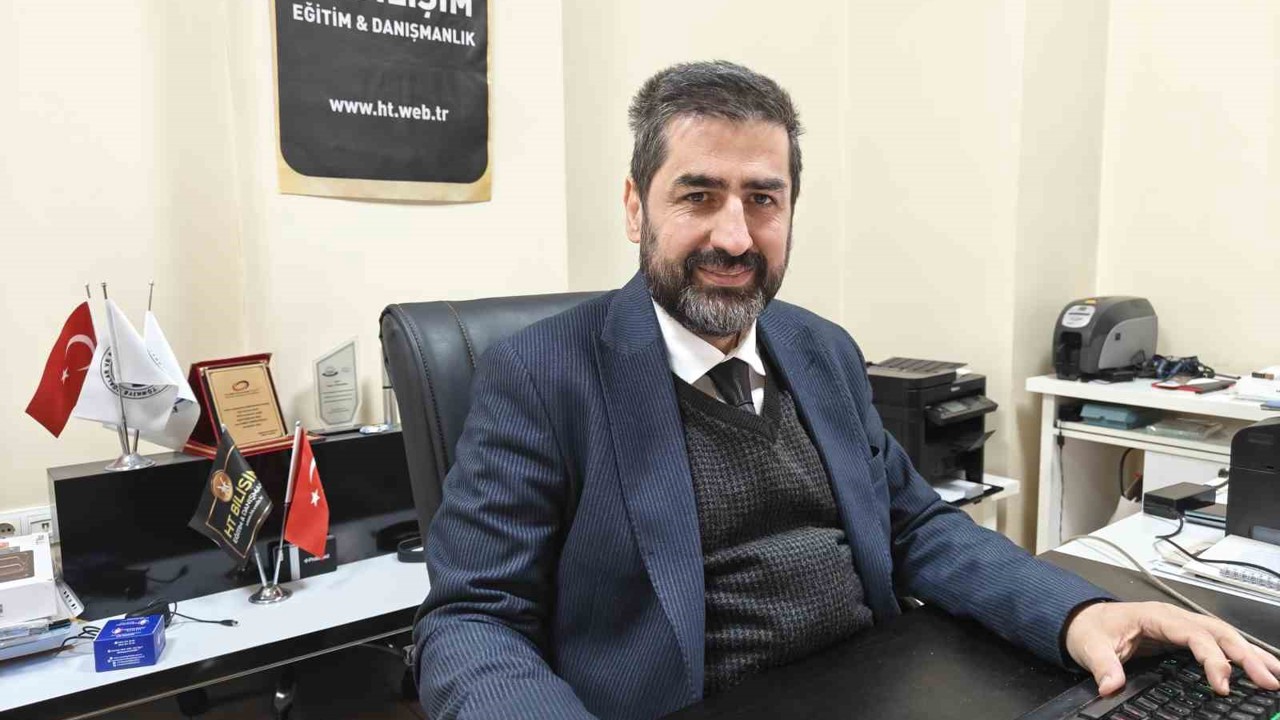 Sahte yapay zeka araçları bilgi çalıyor
