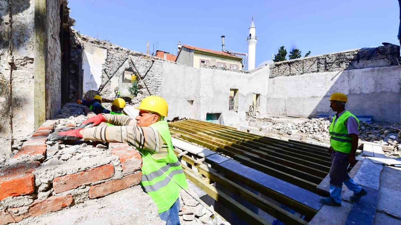 İzmir Büyükşehir Belediyesi’nden kamuya büyük destek
