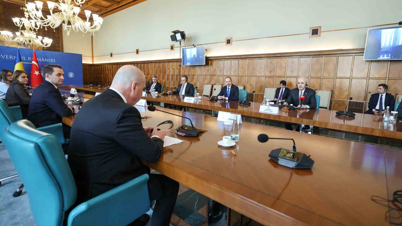 TBMM Başkanı Kurtulmuş, Romanya Başbakanı Bolojan ile görüştü
