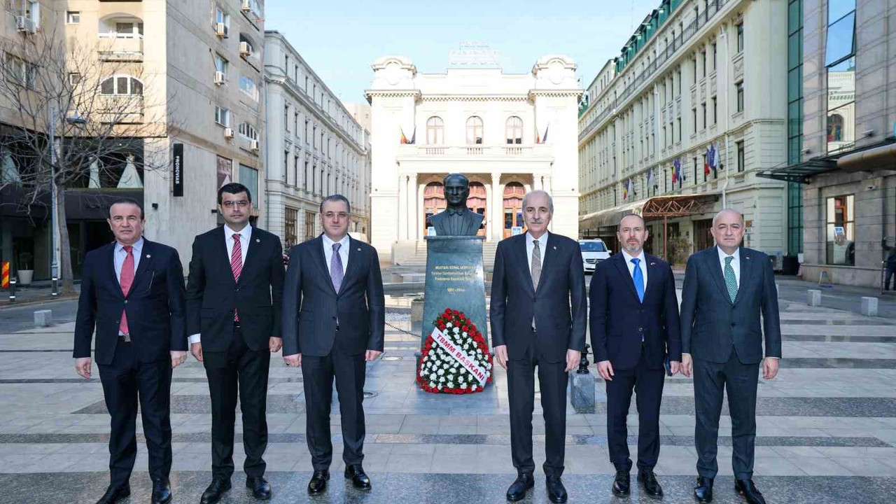 TBMM Başkanı Kurtulmuş, Romanya’da Atatürk Anıtı’nı ziyaret etti
